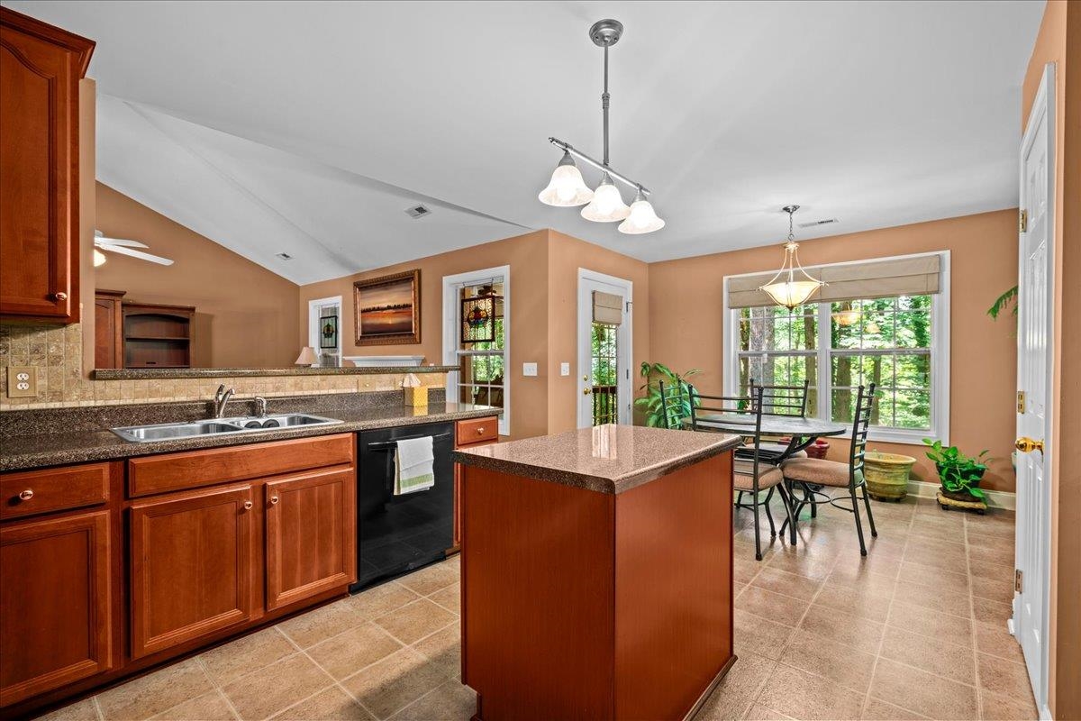 1140 Meadowbrook Road Spartanburg, SC 29307 - Photo 14 of 35 Gallery Image 14
