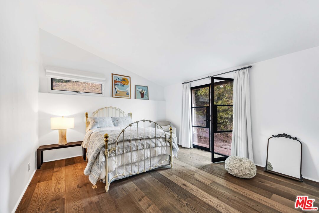 2382 Live Oak Meadows Road Malibu, CA 90265 - Photo 17 of 21