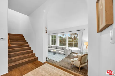 $2,988,000 | 2382 Live Oak Meadows Road, Malibu, CA 90265