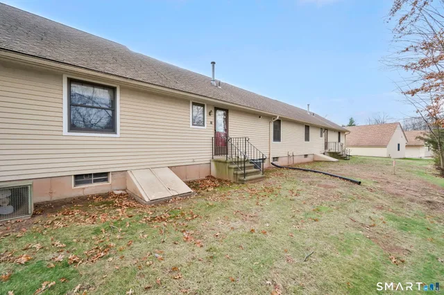 $315,000 | 13 Rockhaven Drive, Unit 13, Glastonbury, CT 06033