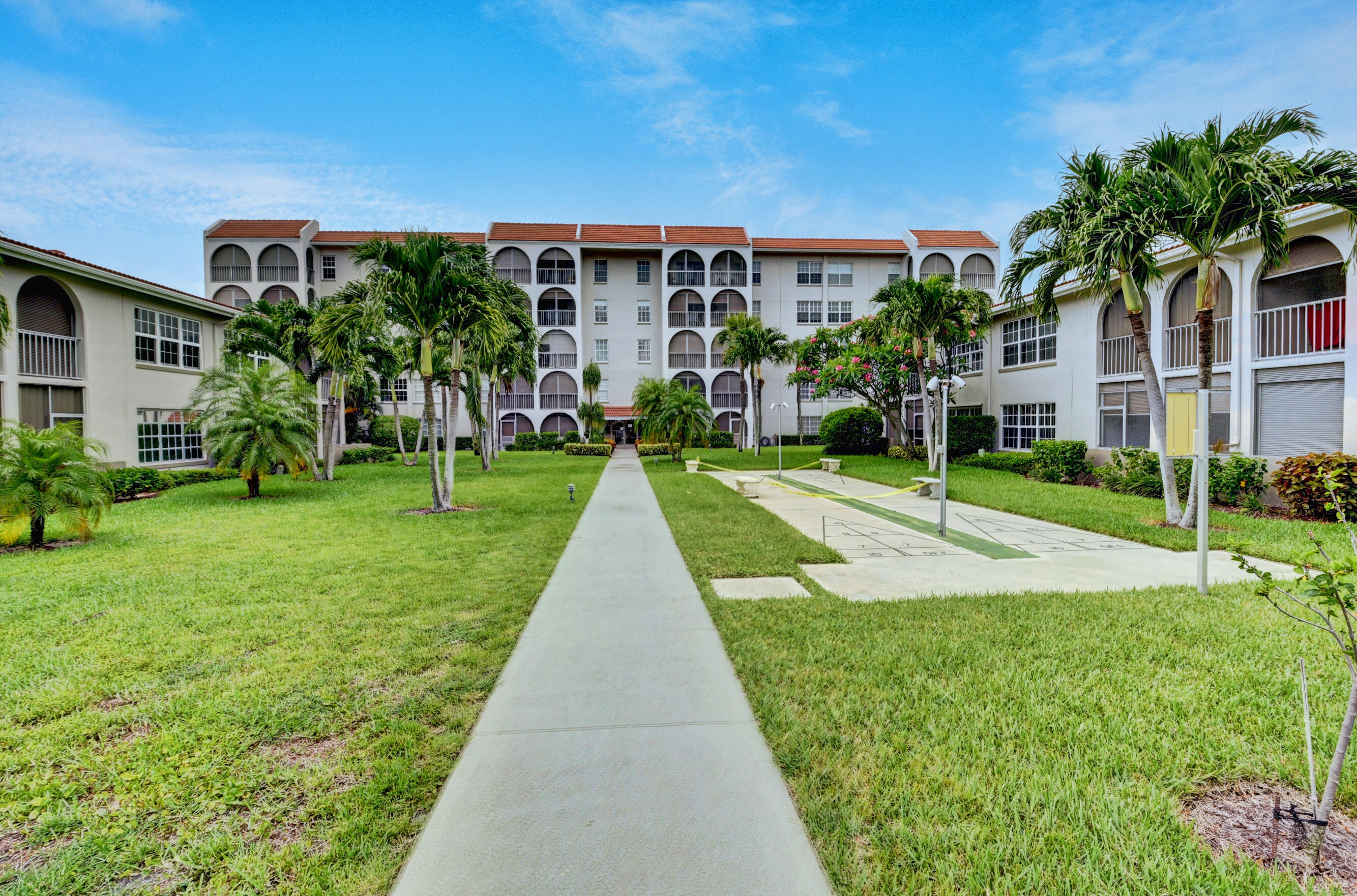 250 Northeast 20th Street, Unit 301 Boca Raton, FL 33431 - Photo 1 of 42 Front of Bulding