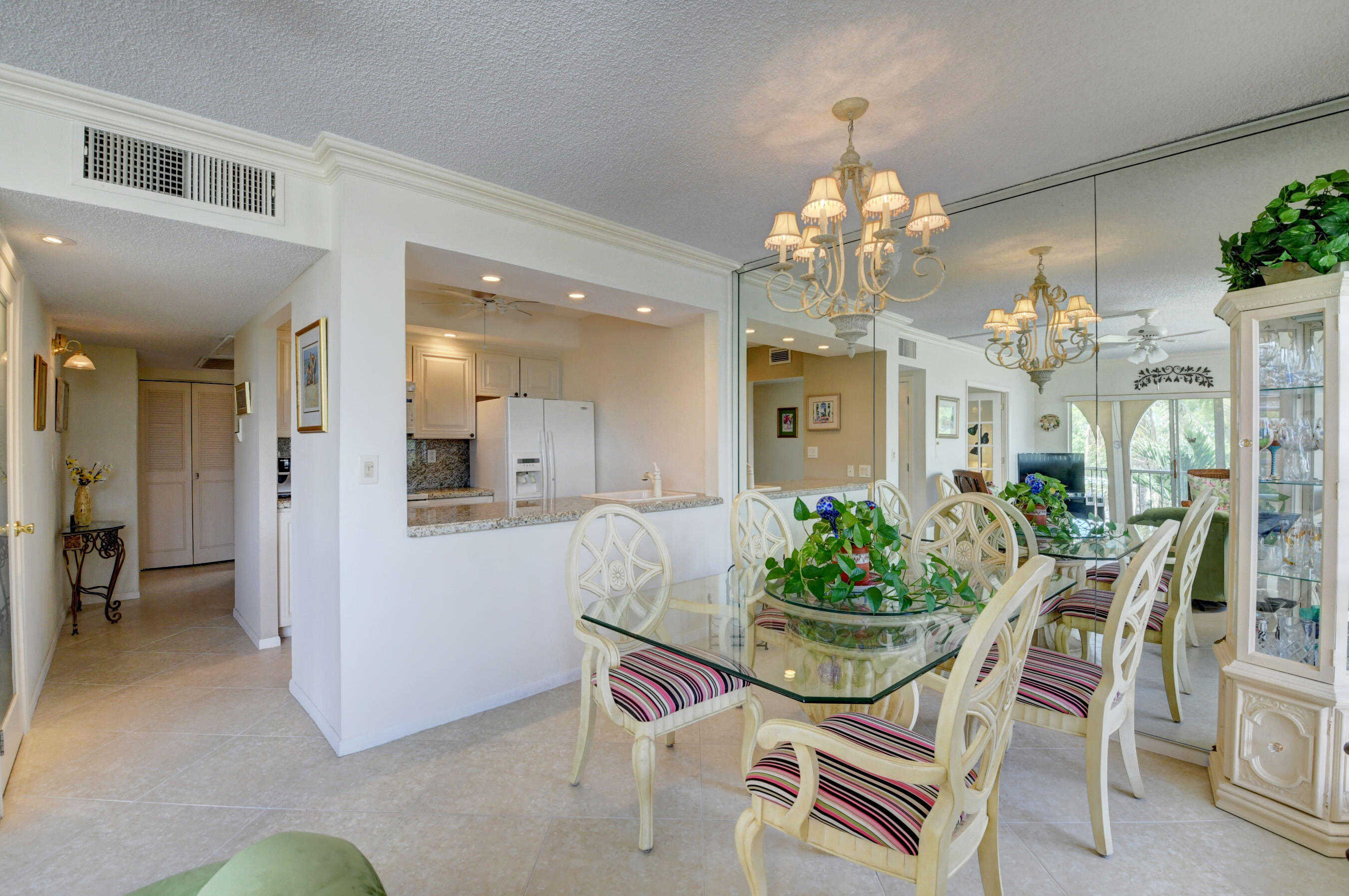 250 Northeast 20th Street, Unit 301 Boca Raton, FL 33431 - Photo 14 of 42 25_dsc_1963_4_5_6_7