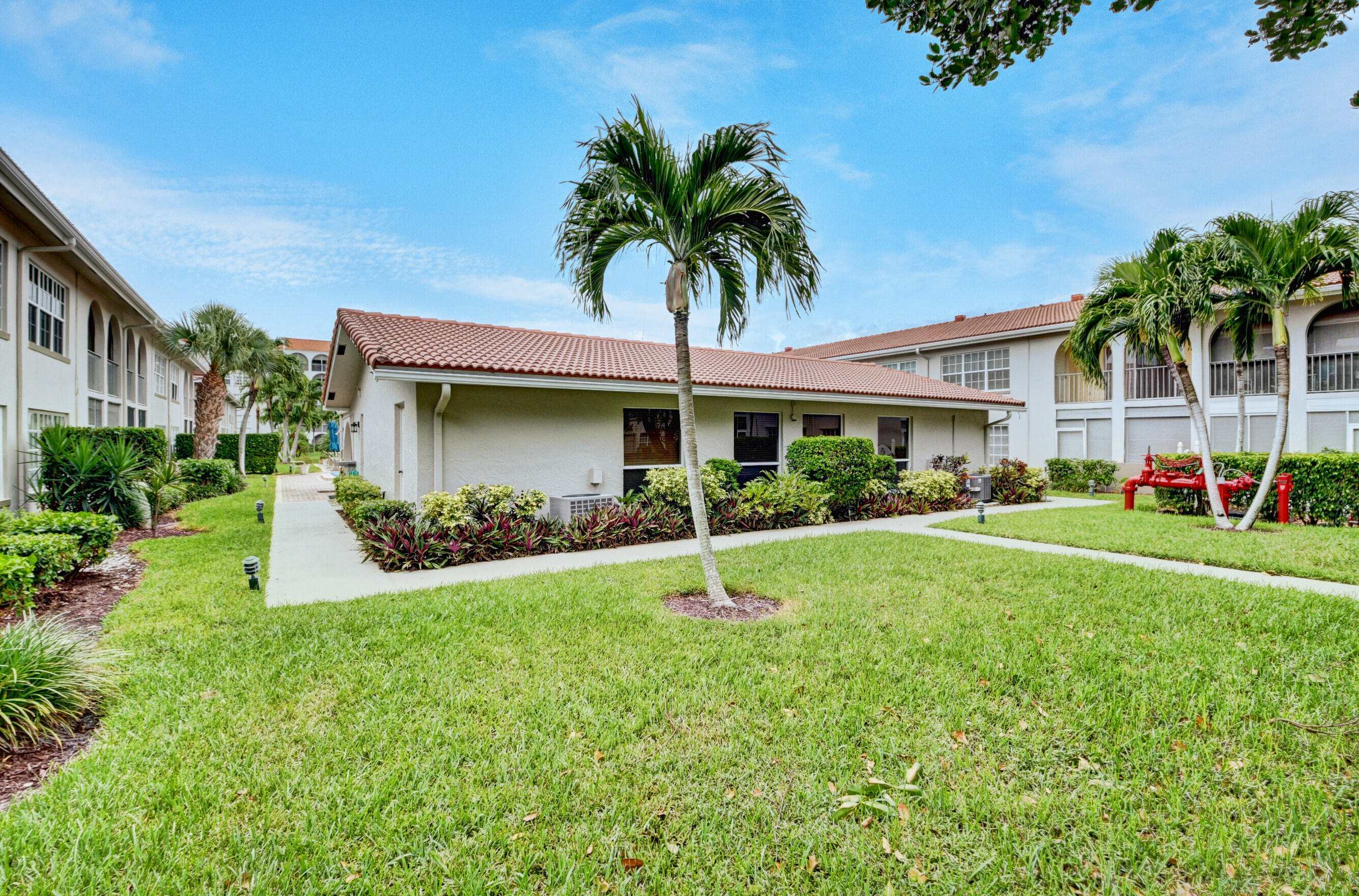 250 Northeast 20th Street, Unit 301 Boca Raton, FL 33431 - Photo 28 of 42 01_15_dsc_1561_2_3_4_5_10