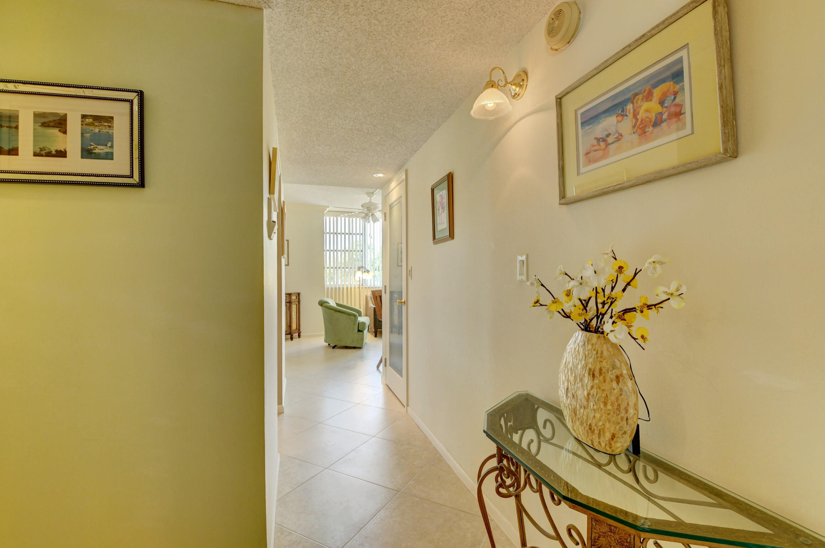 250 Northeast 20th Street, Unit 301 Boca Raton, FL 33431 - Photo 7 of 42 18_dsc_1923_4_5_6_7