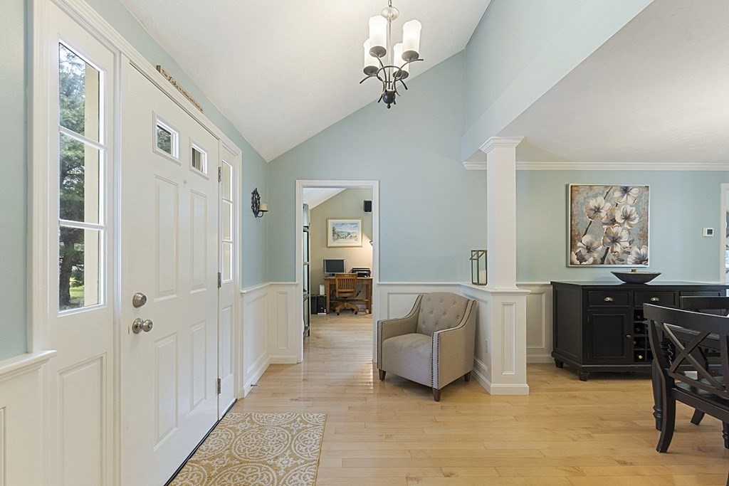 6 Nehemiah Road Shirley, MA 01464 - Photo 4 of 42
