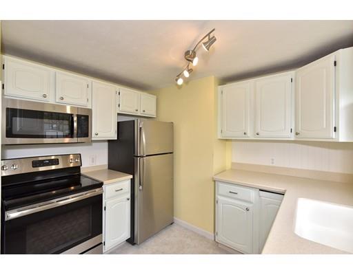 47 Elmfield Road Framingham, MA 01701 - Photo 6 of 30