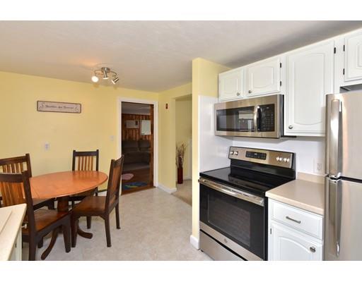 47 Elmfield Road Framingham, MA 01701 - Photo 9 of 30