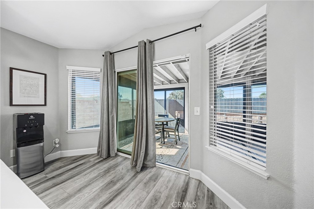 1329 Limonite Street Hemet, CA 92543 - Photo 11 of 31