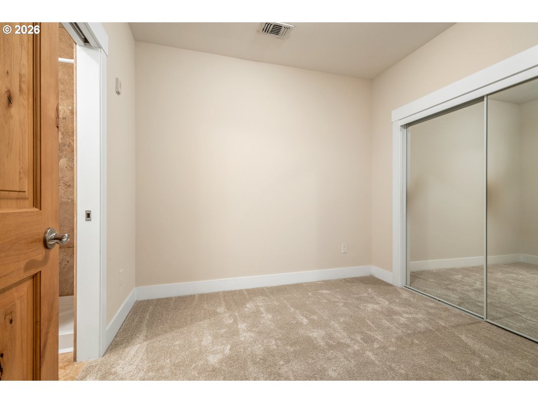 838 Southeast 38th Avenue, Unit 202 Portland, OR 97214 - Photo 26 of 34 a view of an empty room