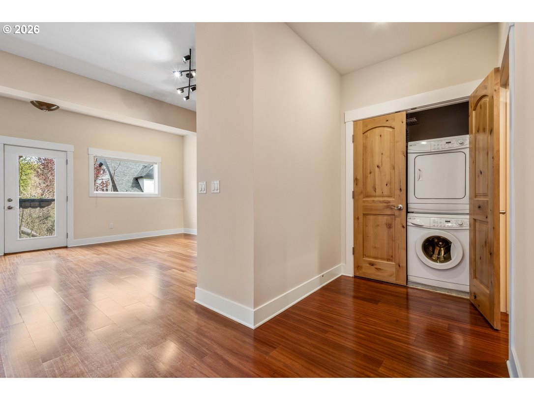 838 Southeast 38th Avenue, Unit 202 Portland, OR 97214 - Photo 8 of 34 a view of a livingroom with wooden floor