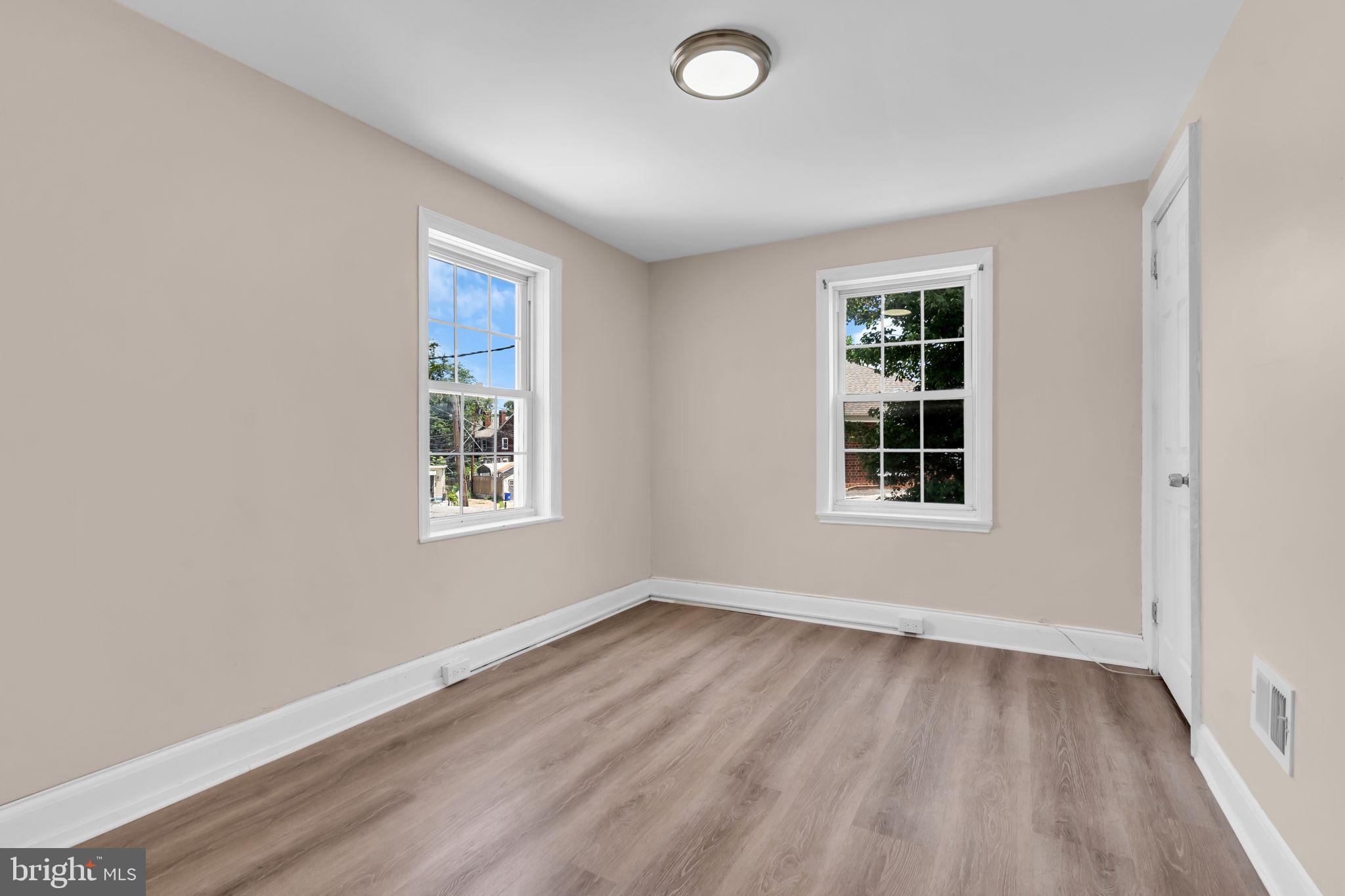 1095 Trent Road Camden, NJ 08104 - Photo 19 of 31