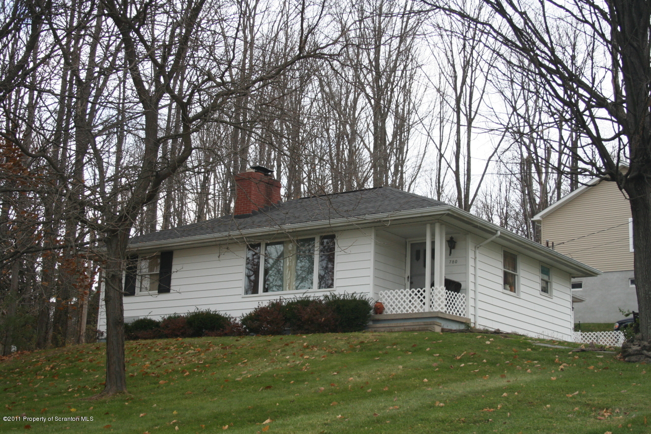 780 South Abington Road Clarks Summit, PA 18411 - Photo 1 of 7 Gallery Image 1