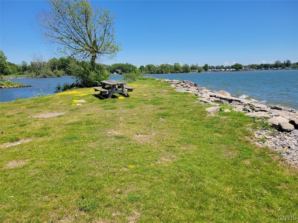 28253 Stony Point Road Cape Vincent, NY 13618 - Photo 14 of 49