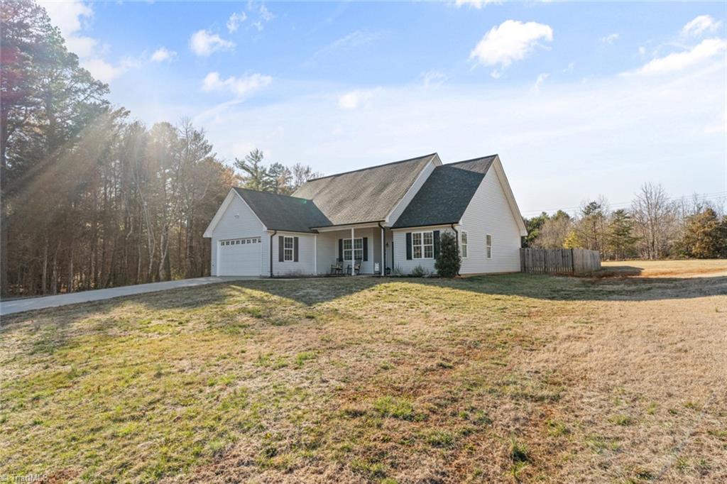 196 Mc Cullough Road Mocksville, NC 27028 - Photo 4 of 46