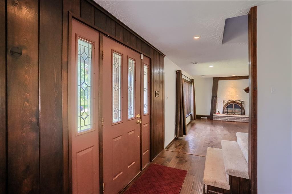 106 Colonial Way Aliquippa, PA 15001 - Photo 6 of 50