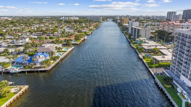 $180,000 | 424 North Riverside Drive, Unit 306, Pompano Beach, FL 33062