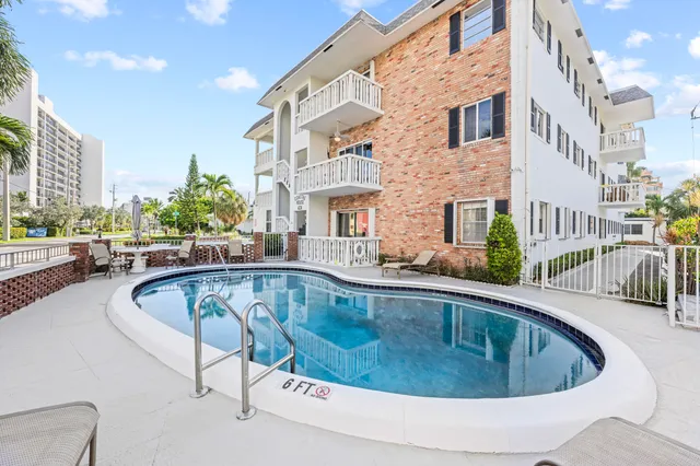 $180,000 | 424 North Riverside Drive, Unit 306, Pompano Beach, FL 33062
