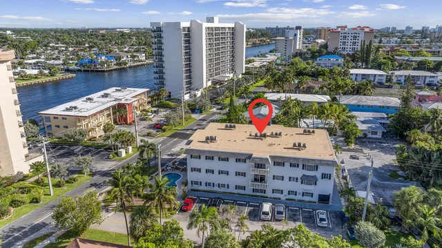 $180,000 | 424 North Riverside Drive, Unit 306, Pompano Beach, FL 33062