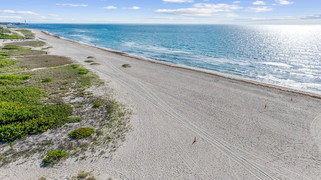 $180,000 | 424 North Riverside Drive, Unit 306, Pompano Beach, FL 33062