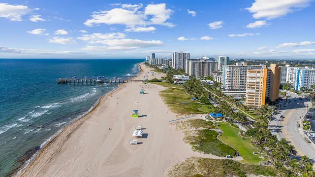 $180,000 | 424 North Riverside Drive, Unit 306, Pompano Beach, FL 33062