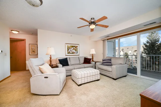 $275,000 | 13670 Carrach Avenue, Unit 304, Rosemount, MN 55068