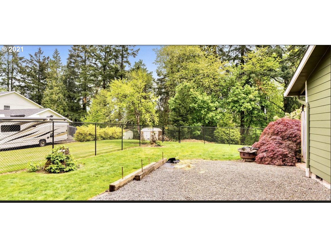 11911 Broadacres Road Northeast Hubbard, OR 97032 - Photo 14 of 28 Gallery Image 14