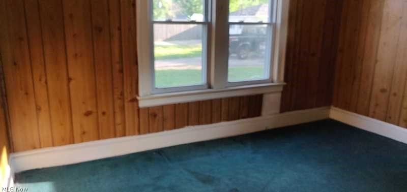 3669 Hildana Road Cleveland, OH 44120 - Photo 8 of 21
