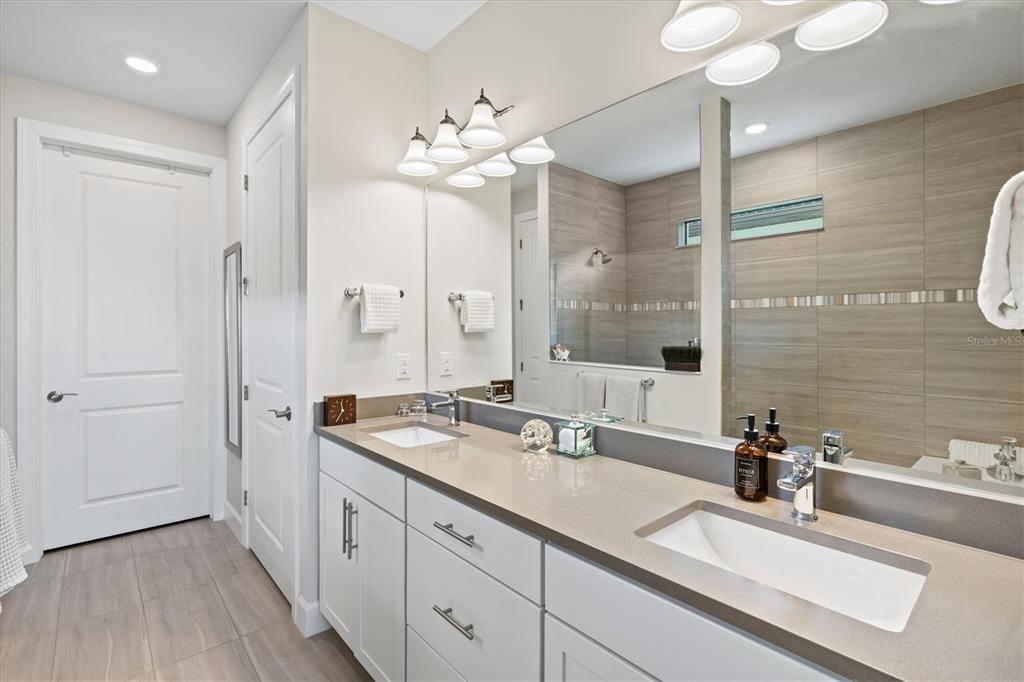 5740 Eagle Crk Road Sarasota, FL 34238 - Photo 28 of 52