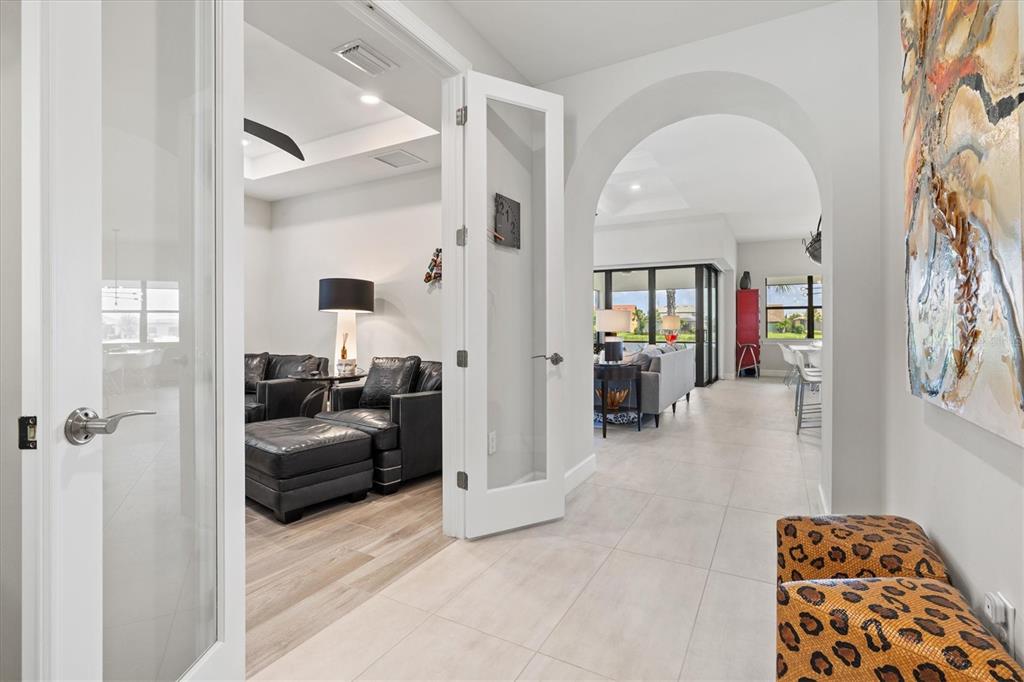 5740 Eagle Crk Road Sarasota, FL 34238 - Photo 5 of 52