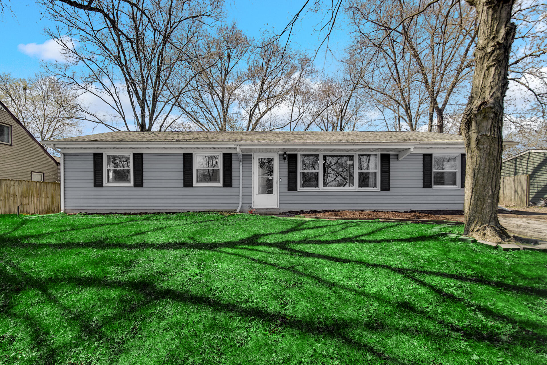 716 Devonshire Road Valparaiso, IN 46385 - Photo 3 of 24 1920x1280