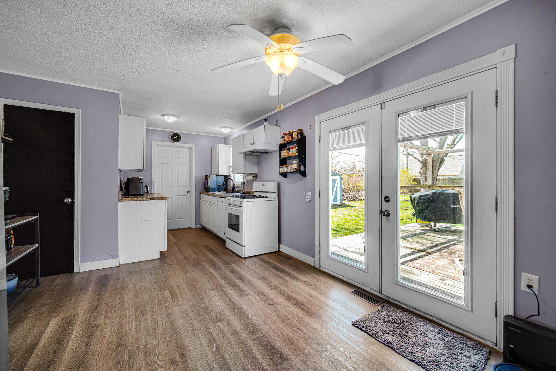 716 Devonshire Road Valparaiso, IN 46385 - Photo 9 of 24 1920x1280