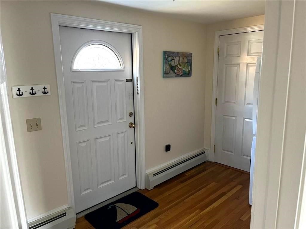 249 Tuckerman Avenue, Unit 5 Middletown, RI 02842 - Photo 9 of 33