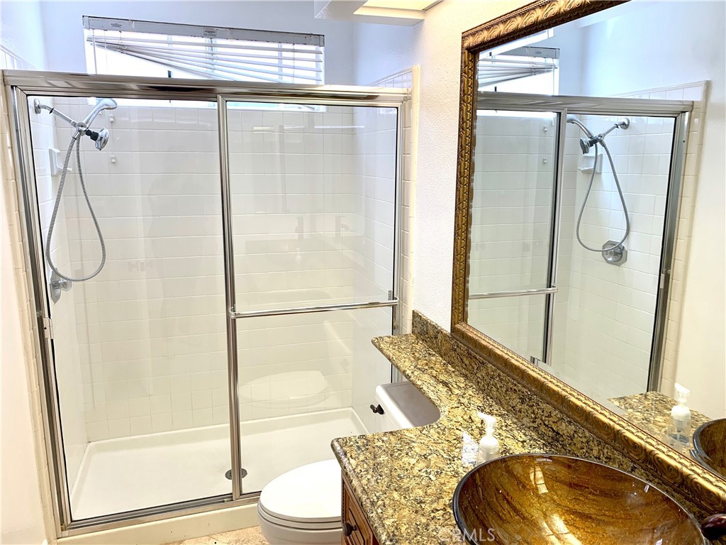 34 Viewpoint Place Laguna Niguel, CA 92677 - Photo 9 of 16