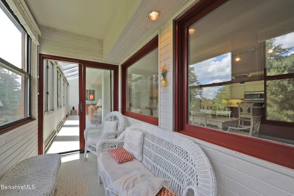 $585,000 | 19 Hawthorne Road, Unit CARRIAGE BARN E2, Stockbridge, MA 01262