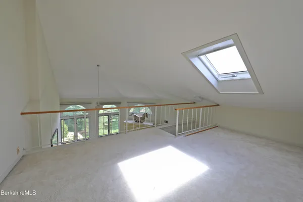 $585,000 | 19 Hawthorne Road, Unit CARRIAGE BARN E2, Stockbridge, MA 01262