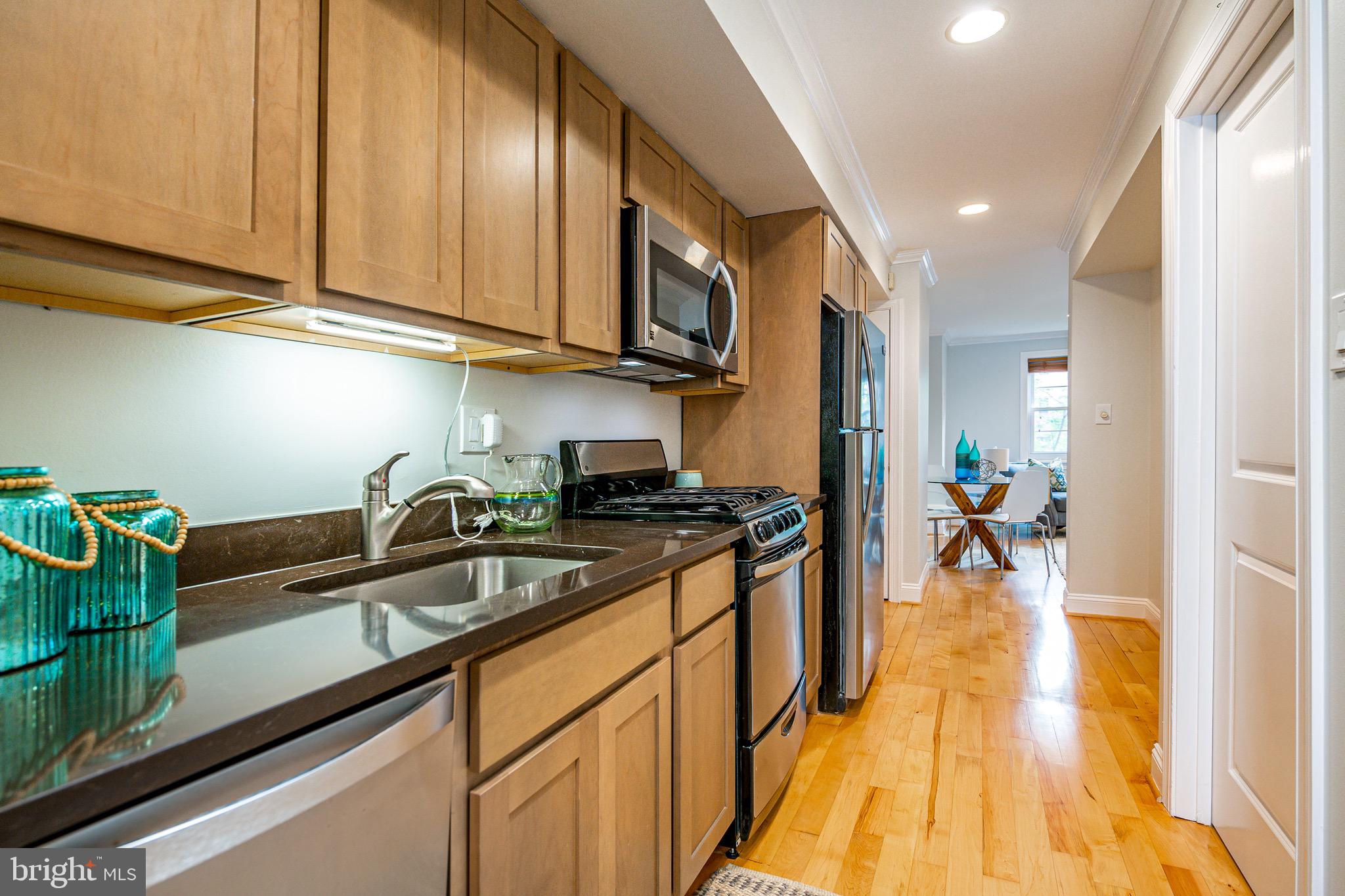 123 17th Street Southeast, Unit 2 Washington, DC 20003 - Photo 14 of 41