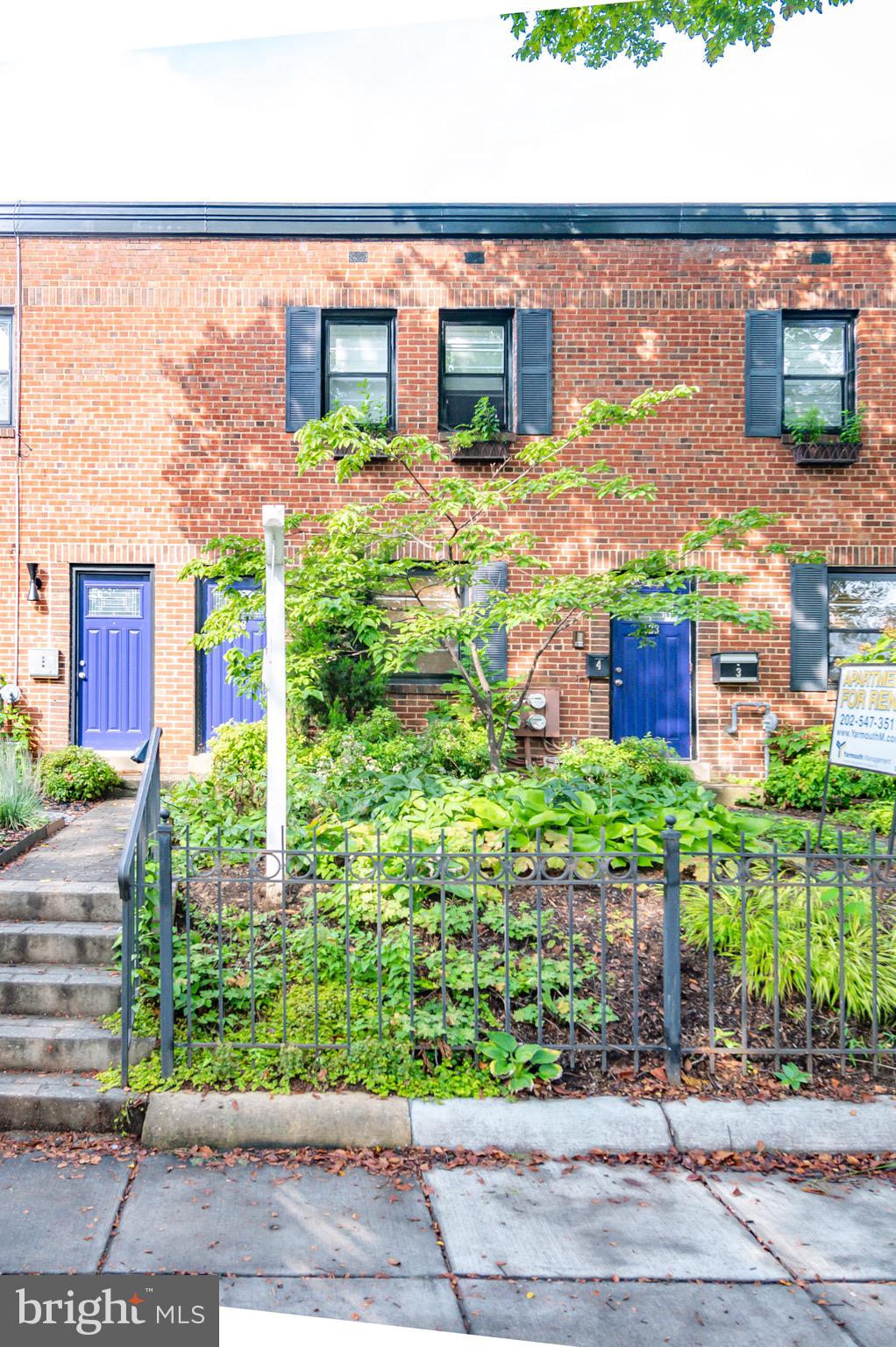 123 17th Street Southeast, Unit 2 Washington, DC 20003 - Photo 2 of 41