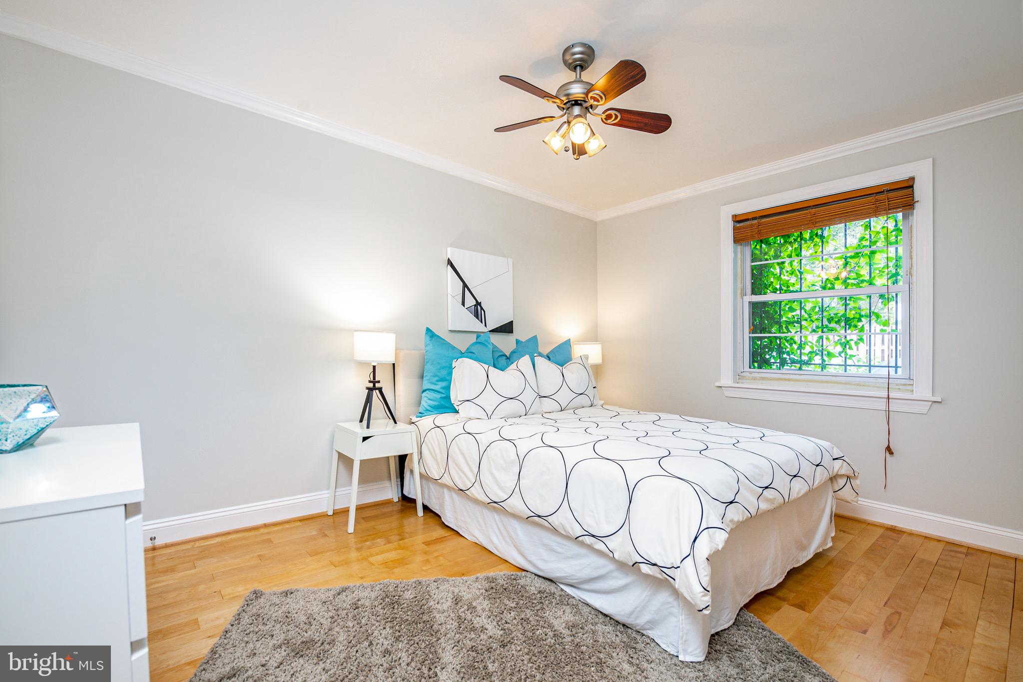 123 17th Street Southeast, Unit 2 Washington, DC 20003 - Photo 9 of 41