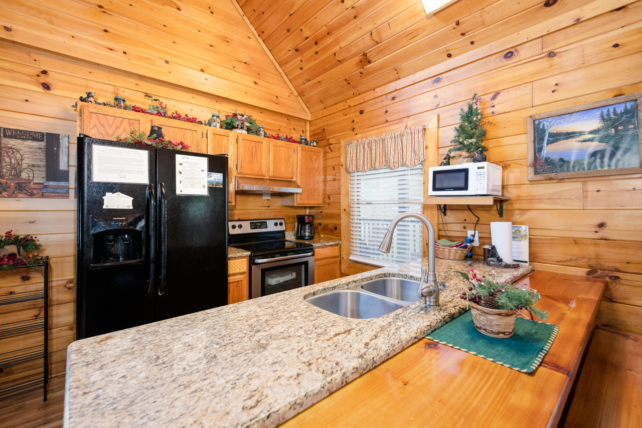 1840 Trout Way Sevierville, TN 37862 - Photo 5 of 26 _DSC5873-Edit