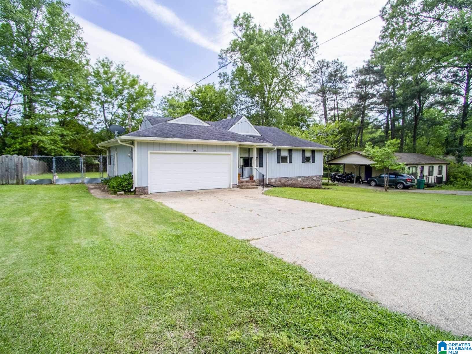 733 10th Way Pleasant Grove, AL 35127 - Photo 3 of 17