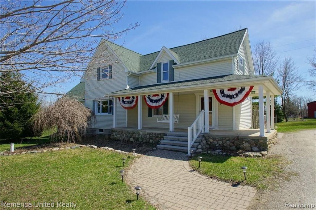 9803 Meskill Road Columbus, MI 48063 - Photo 1 of 44