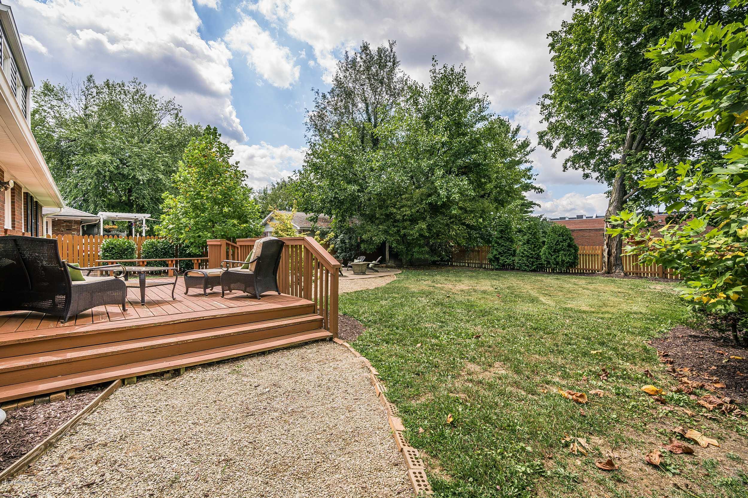 814 Stivers Road Louisville, KY 40207 - Photo 7 of 44 814 Stivers Rd-08
