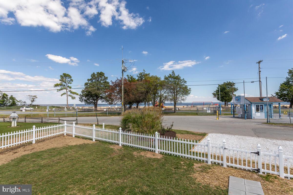 5229 Breezy Point Road Chesapeake Beach, MD 20732 - Photo 5 of 48 Front yard