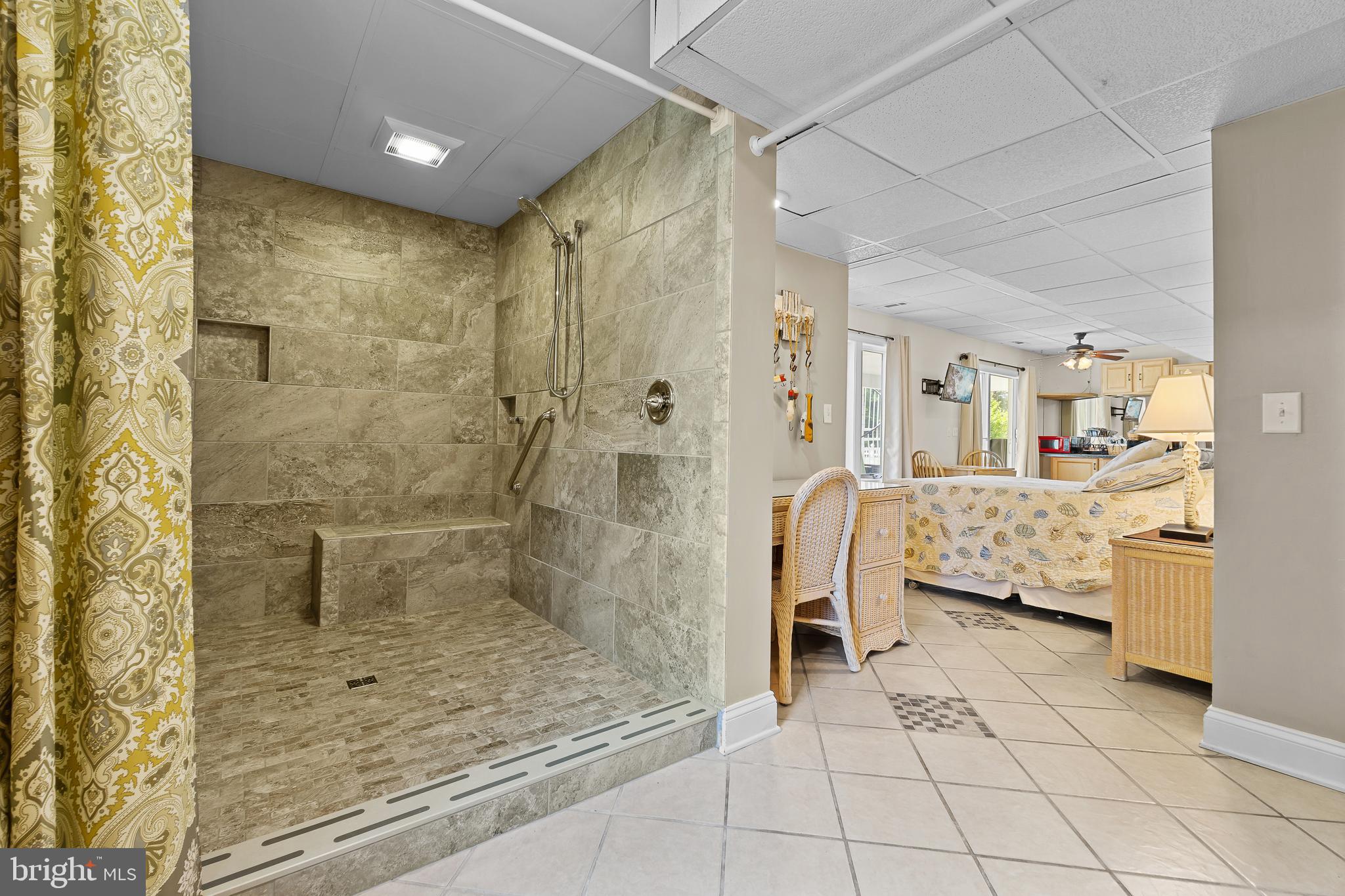 30602 Sandy Landing Road Dagsboro, DE 19939 - Photo 23 of 134 HUGE walk in shower