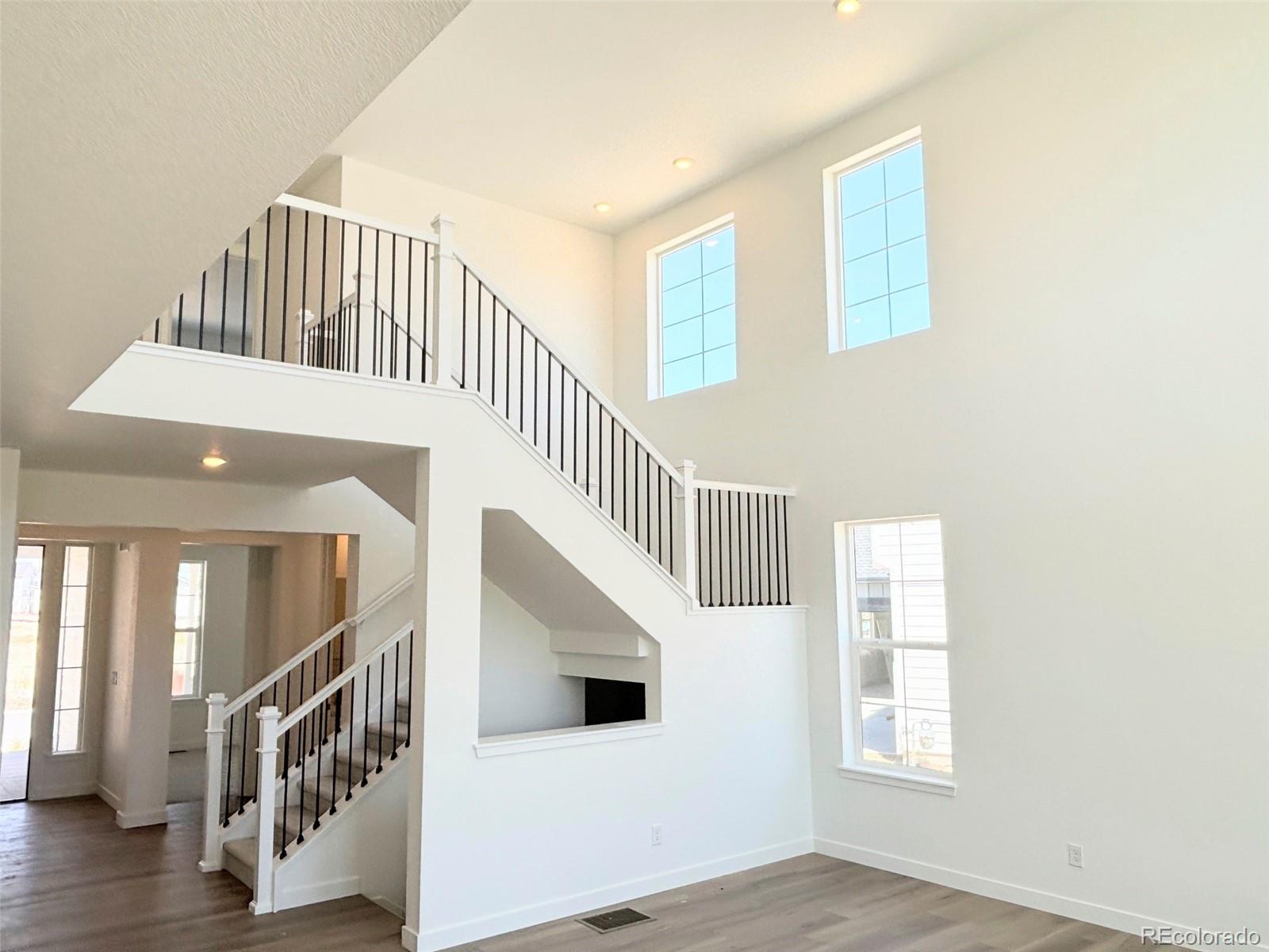 543 Penn Road Elizabeth, CO 80107 - Photo 3 of 15 Gallery Image 3