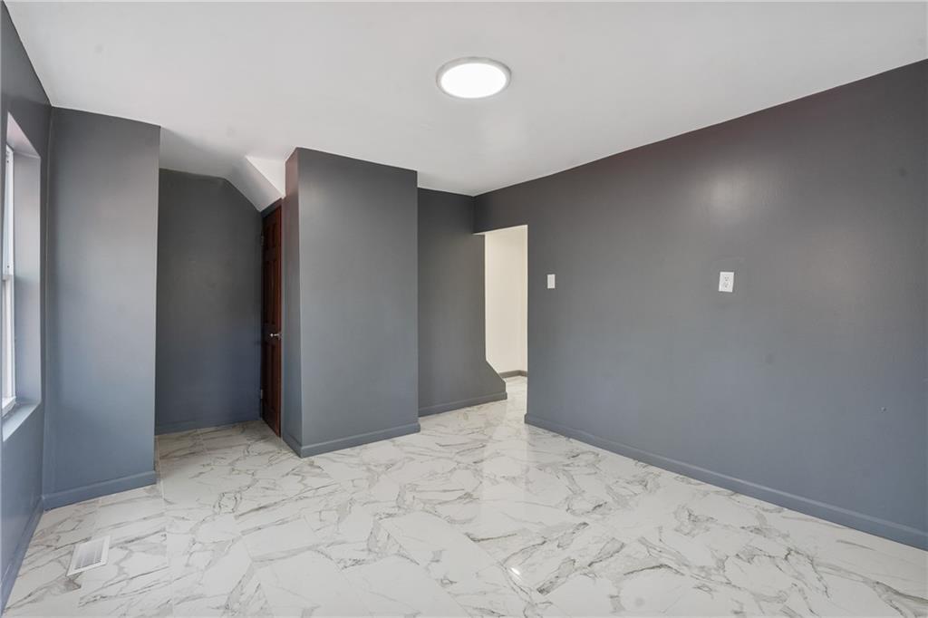 26 Bryn Mawr Road Pittsburgh, PA 15221 - Photo 23 of 32