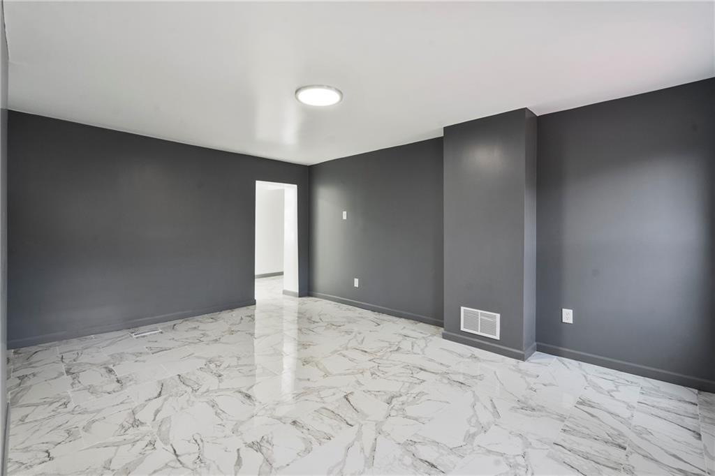 26 Bryn Mawr Road Pittsburgh, PA 15221 - Photo 29 of 32