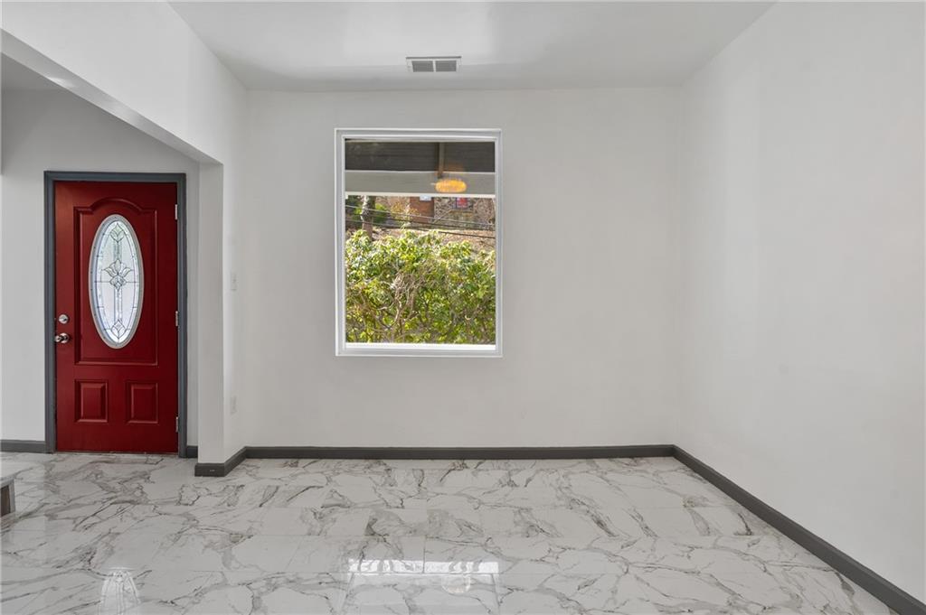 26 Bryn Mawr Road Pittsburgh, PA 15221 - Photo 9 of 32