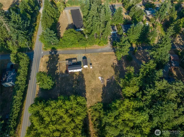 $300,000 | 32 South Duquesne Avenue, Port Townsend, WA 98368