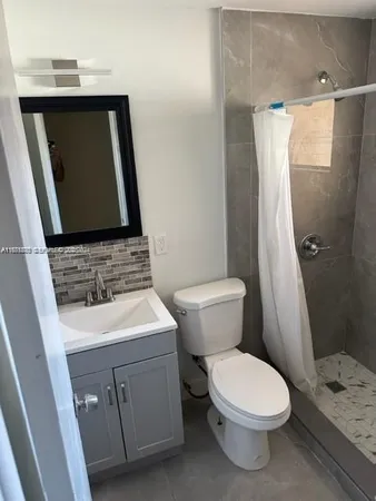 $1,650 | 13990 Northeast 20th Court, Unit 6, North Miami Beach, FL 33181